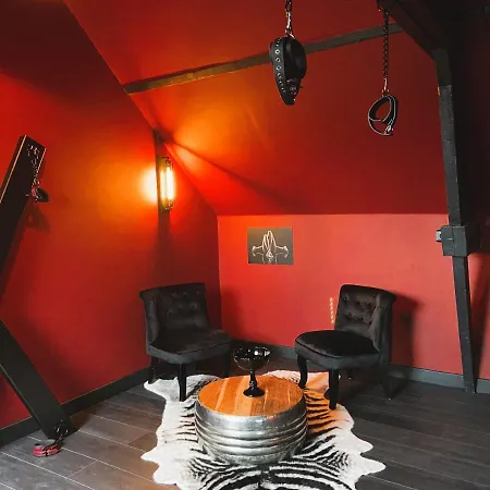 L'impertinente Love hotel Isbergues